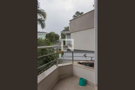 Casa de condomínio à venda com 480m², 5 quartos e 6 vagas Casa de condomínio à venda com 480m², 5 quartos e 6 vagasVaranda da Suíte 1