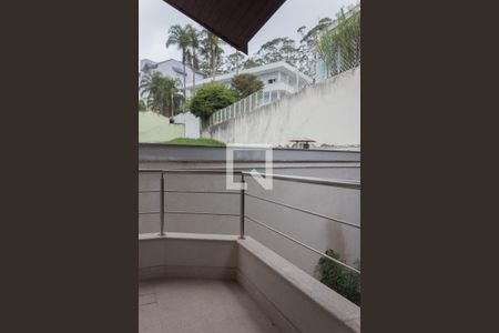 Casa de condomínio à venda com 480m², 5 quartos e 6 vagas Casa de condomínio à venda com 480m², 5 quartos e 6 vagasVaranda da Suíte 2