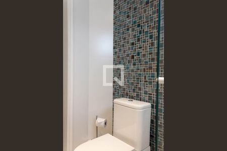 Casa de condomínio à venda com 480m², 5 quartos e 6 vagas Casa de condomínio à venda com 480m², 5 quartos e 6 vagasBanheiro da Suíte 3
