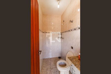 Casa à venda com 250m², 2 quartos e 2 vagasBanheiro