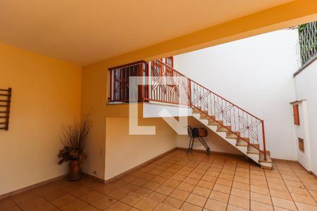 Casa à venda com 250m², 2 quartos e 2 vagasGaragem