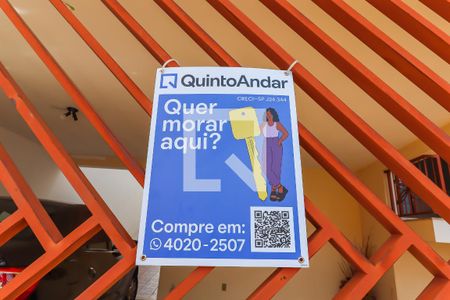 Casa à venda com 250m², 2 quartos e 2 vagasPlaca