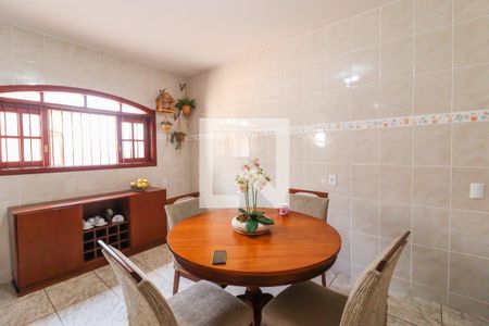 Casa à venda com 250m², 2 quartos e 2 vagasCopa