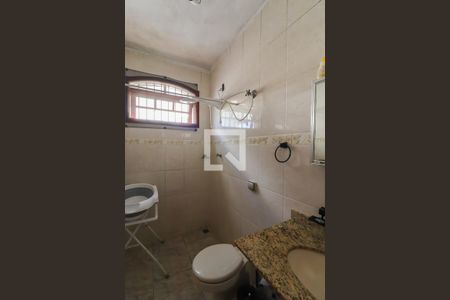 Casa à venda com 250m², 2 quartos e 2 vagasSuíte