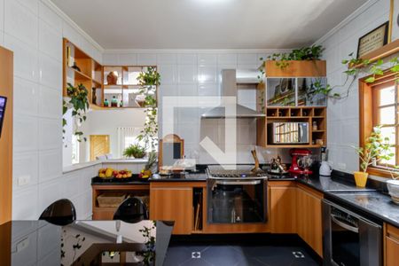 Casa à venda com 325m², 3 quartos e 4 vagasCozinha