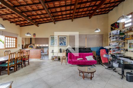 Casa à venda com 325m², 3 quartos e 4 vagasArea comum Salão - Espaço Gourmet