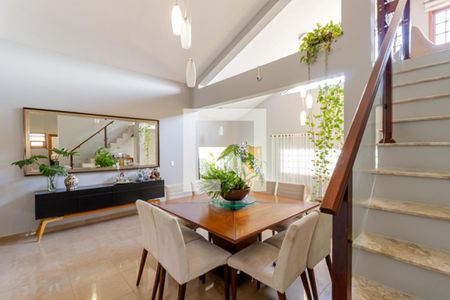 Casa à venda com 325m², 3 quartos e 4 vagasSala de Jantar