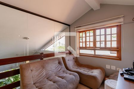 Casa à venda com 325m², 3 quartos e 4 vagasSala de Tv