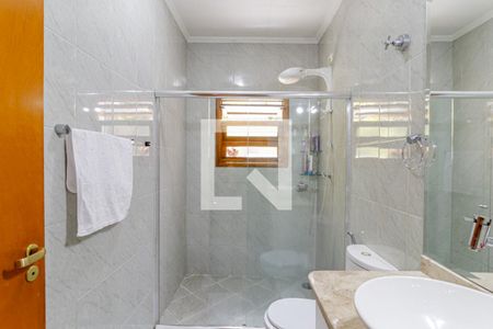 Casa à venda com 325m², 3 quartos e 4 vagasBanheiro da Suíte 3