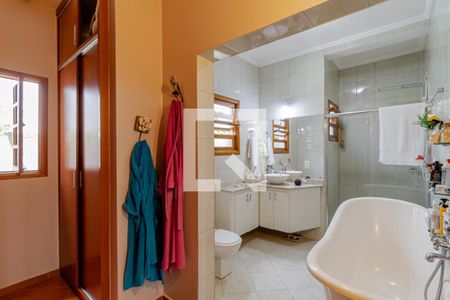 Casa à venda com 325m², 3 quartos e 4 vagasCloset Suíte 2