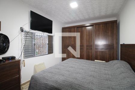 Casa à venda com 240m², 3 quartos e 4 vagasQuarto 2 - Suíte