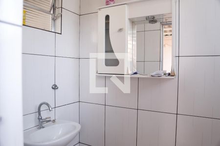 Casa à venda com 100m², 2 quartos e 1 vagaBanheiro de serviço