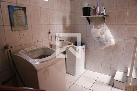 Casa à venda com 100m², 2 quartos e 1 vagaÁrea de Serviço