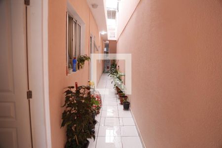 Casa à venda com 100m², 2 quartos e 1 vagaCorredor Lateral