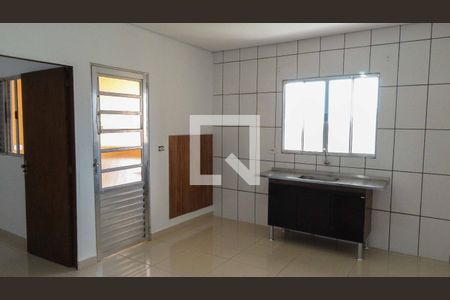 Sala de casa para alugar com 1 quarto, 50m² em Santa Maria, Osasco