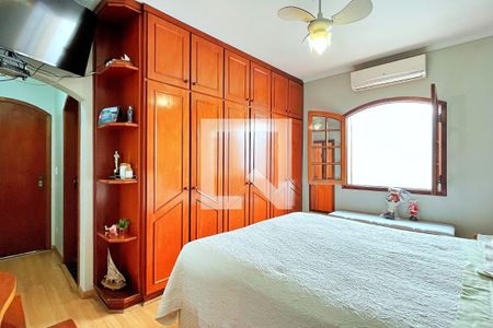 Casa à venda com 278m², 3 quartos e 6 vagasSuíte