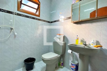 Casa à venda com 278m², 3 quartos e 6 vagasBanheiro 2