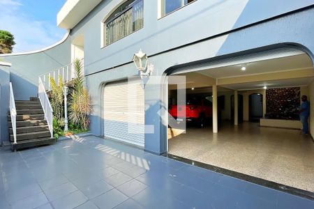 Casa à venda com 278m², 3 quartos e 6 vagasGaragem