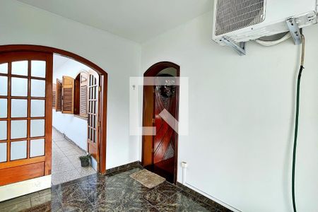 Casa à venda com 278m², 3 quartos e 6 vagasHall de entrada