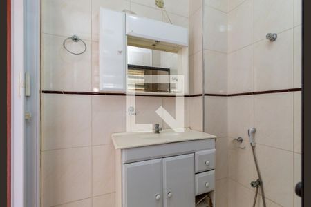 Banheiro de apartamento para alugar com 1 quarto, 48m² em Brás, São Paulo