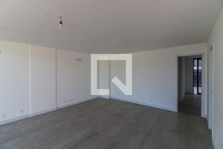 Apartamento à venda com 337m², 4 quartos e 2 vagas Apartamento à venda com 337m², 4 quartos e 2 vagasÁrea comum - Salão