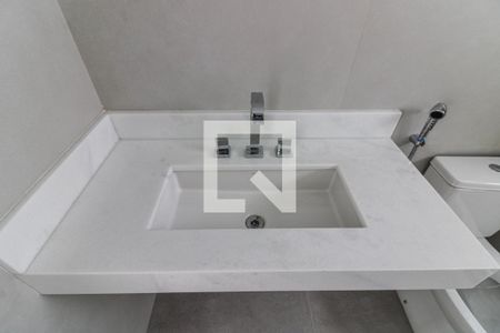 Apartamento à venda com 337m², 4 quartos e 2 vagas Apartamento à venda com 337m², 4 quartos e 2 vagasSuíte 1 - Banheiro