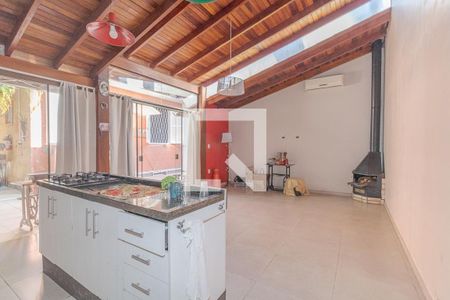 Casa à venda com 80m², 2 quartos e 2 vagas Casa à venda com 80m², 2 quartos e 2 vagasSalão Fudos