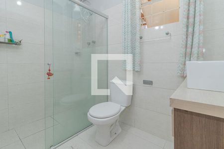 Casa à venda com 80m², 2 quartos e 2 vagas Casa à venda com 80m², 2 quartos e 2 vagasBanheiro