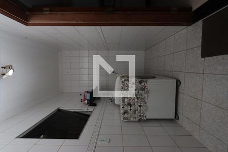Casa à venda com 160m², 3 quartos e 2 vagasLavanderia