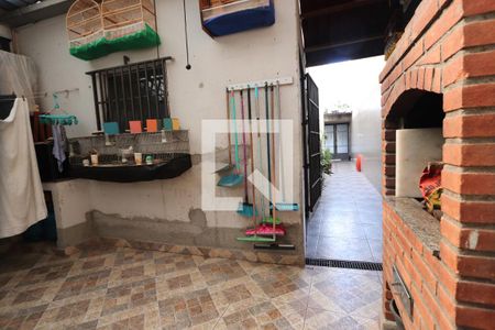 Casa à venda com 160m², 3 quartos e 2 vagasQuintal