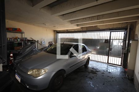 Casa à venda com 160m², 3 quartos e 2 vagasGaragem