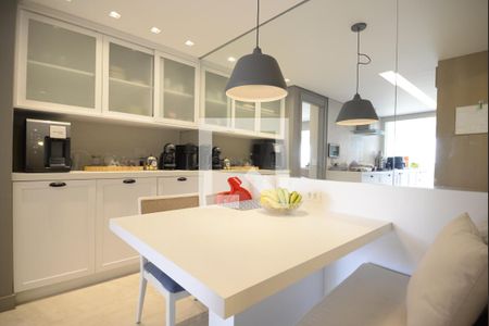 Apartamento à venda com 140m², 3 quartos e 2 vagasCozinha