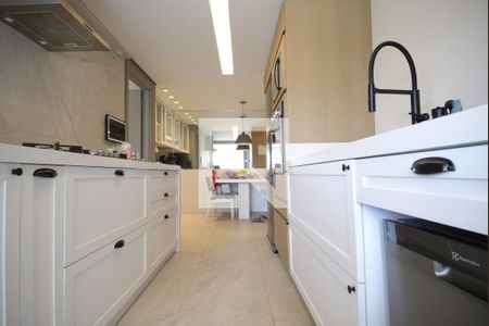 Apartamento à venda com 140m², 3 quartos e 2 vagasCozinha