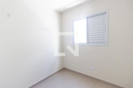 Quarto 2 de apartamento para alugar com 2 quartos, 40m² em Vila Paulicéia, São Paulo