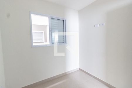 Quarto 1 de apartamento para alugar com 2 quartos, 40m² em Vila Paulicéia, São Paulo