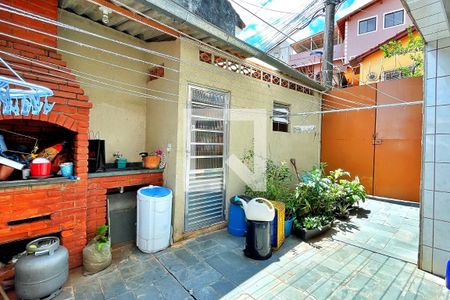 Casa à venda com 120m², 3 quartos e 1 vagaÁrea de Serviço