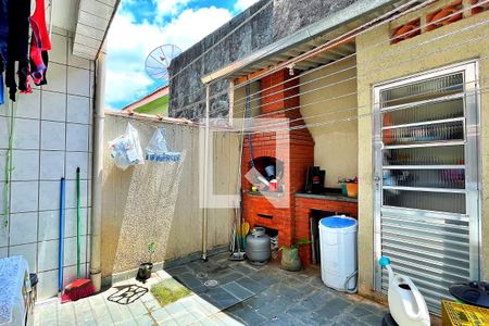 Casa à venda com 120m², 3 quartos e 1 vagaÁrea de Serviço