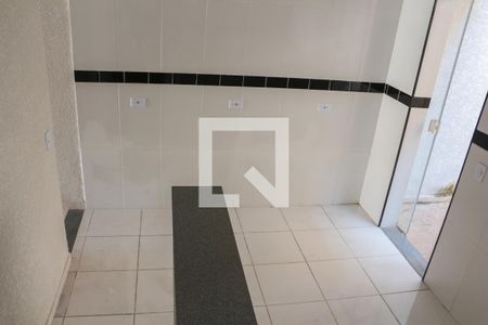 Casa à venda com 90m², 2 quartos e 2 vagasCozinha