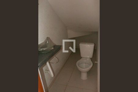 Casa à venda com 90m², 2 quartos e 2 vagasLavabo