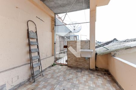 Casa à venda com 220m², 5 quartos e 2 vagas Casa à venda com 220m², 5 quartos e 2 vagasÁrea de Serviço 1