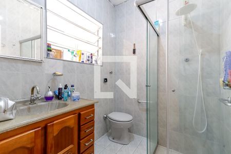 Casa à venda com 220m², 5 quartos e 2 vagas Casa à venda com 220m², 5 quartos e 2 vagasBanheiro 1