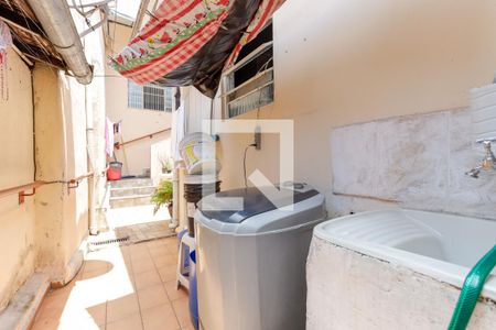 Casa à venda com 220m², 5 quartos e 2 vagas Casa à venda com 220m², 5 quartos e 2 vagasÁrea de Serviço 3