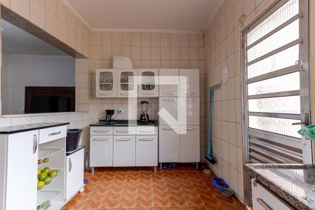 Casa à venda com 220m², 5 quartos e 2 vagas Casa à venda com 220m², 5 quartos e 2 vagasCozinha 2