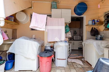 Casa à venda com 220m², 5 quartos e 2 vagas Casa à venda com 220m², 5 quartos e 2 vagasÁrea de Serviço 2