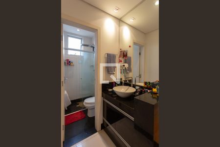 Apartamento à venda com 198m², 3 quartos e 3 vagas Apartamento à venda com 198m², 3 quartos e 3 vagasBanheiro