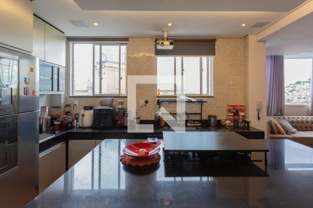 Apartamento à venda com 198m², 3 quartos e 3 vagas Apartamento à venda com 198m², 3 quartos e 3 vagasCozinha