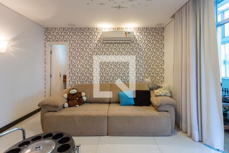 Apartamento à venda com 198m², 3 quartos e 3 vagas Apartamento à venda com 198m², 3 quartos e 3 vagasSala 2