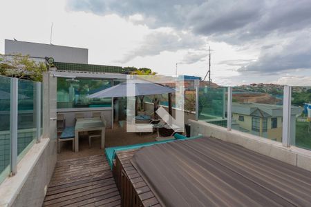 Apartamento à venda com 198m², 3 quartos e 3 vagas Apartamento à venda com 198m², 3 quartos e 3 vagasCobertura