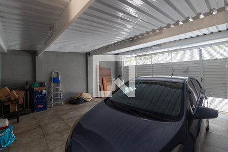 Casa à venda com 500m², 4 quartos e 2 vagas Casa à venda com 500m², 4 quartos e 2 vagasGaragem