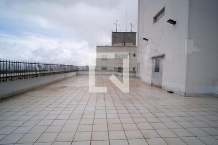 Apartamento à venda com 74m², 2 quartos e 1 vagaÁrea de Lazer